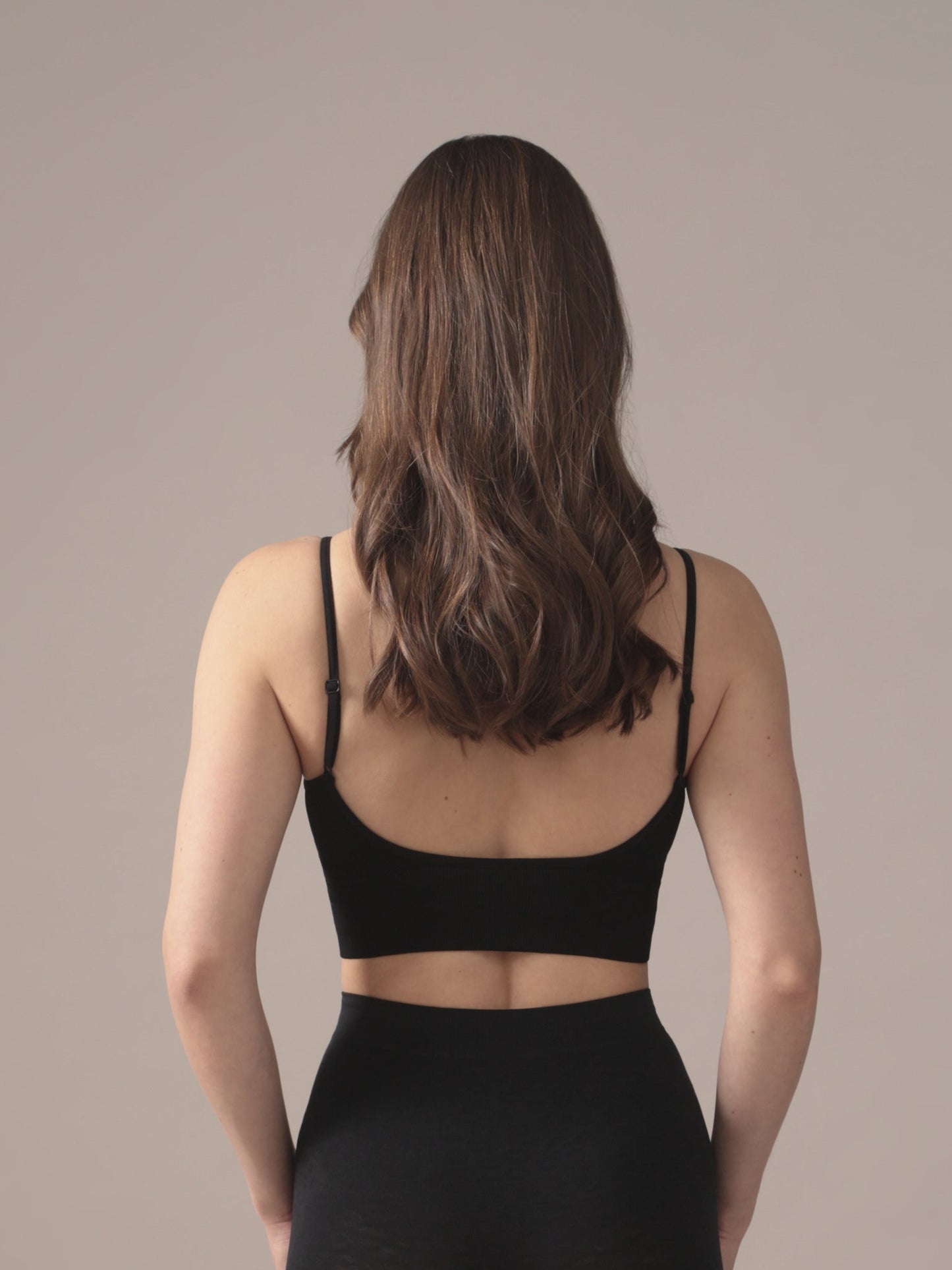 Seamless Cropped Cami in Black