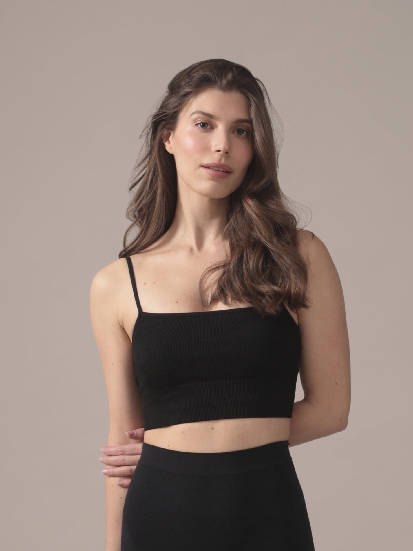 Seamless Cropped Cami in Black