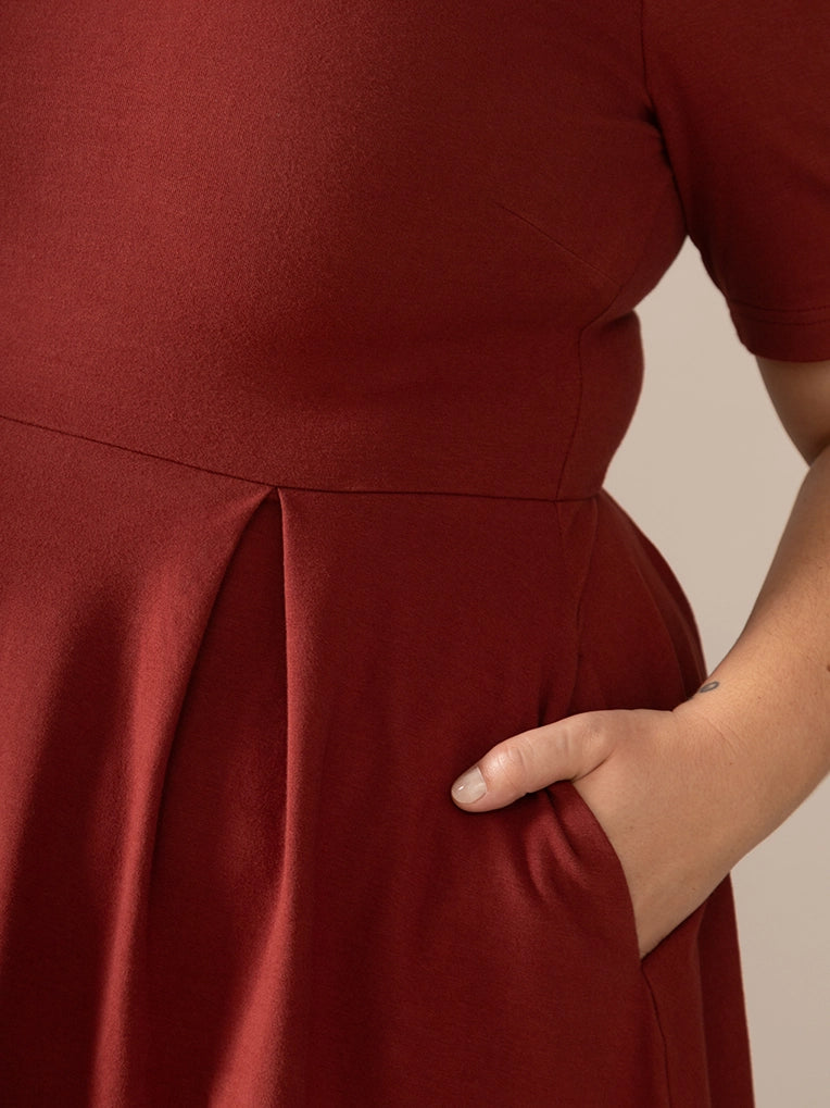 Robe ballerine à manches courtes en tricot - Pinot Noir