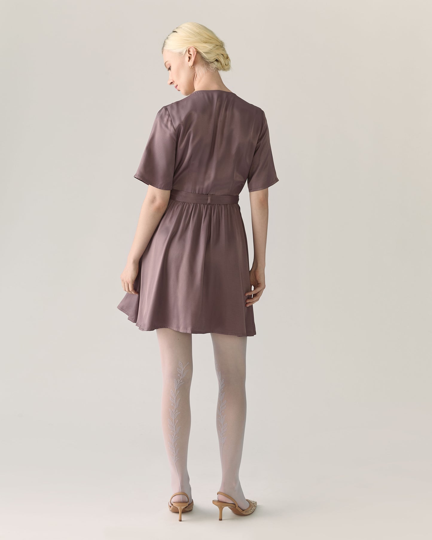 Robe portefeuille satinée - Taupe foncé